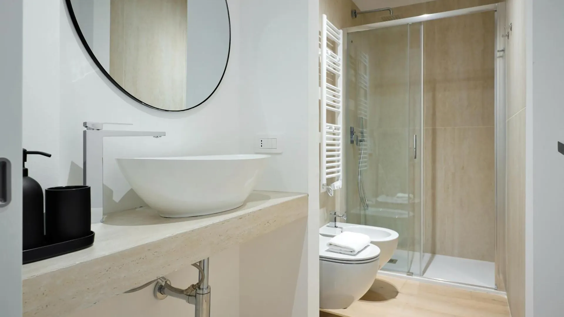 Just Urban Stays - Boutique Apartment Corso Sempione-Cenisio ميلان إيطاليا